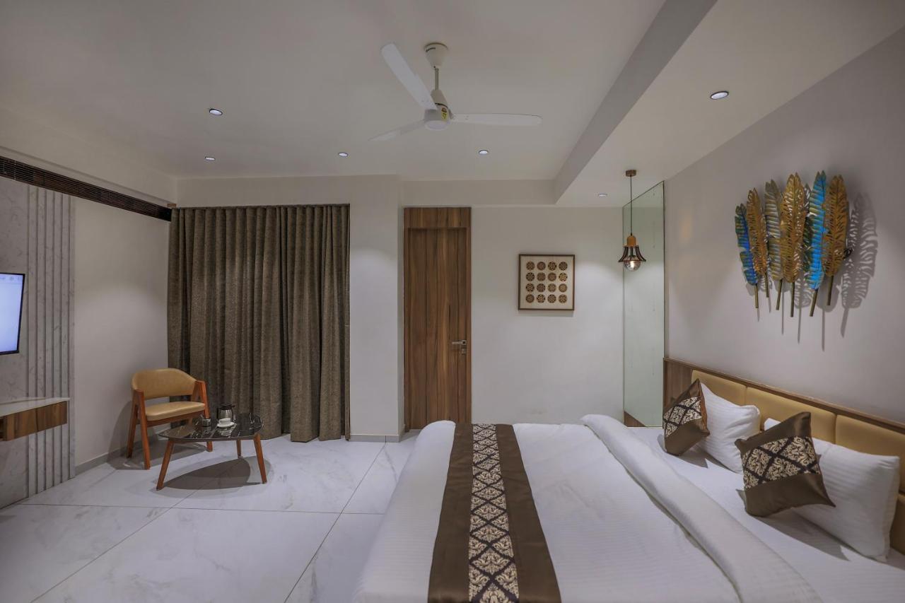 Hotel Aditya Mansingh Inn Somnāth Exterior foto